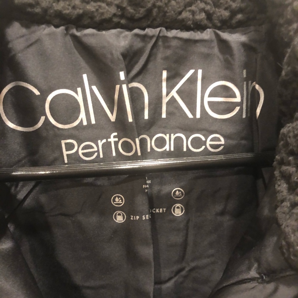 Performance Sherpa Solid Full Zip Puffer Vest - image 5